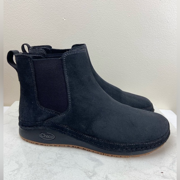 Chaco Paonia Suede Chelsea Boots Pull On Black Women's